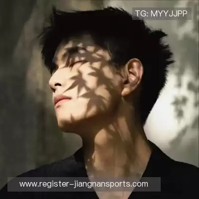 焦冠坦